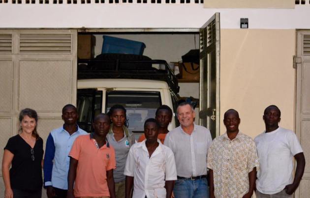 15170898_10207656083695986_2239483971946957137_n