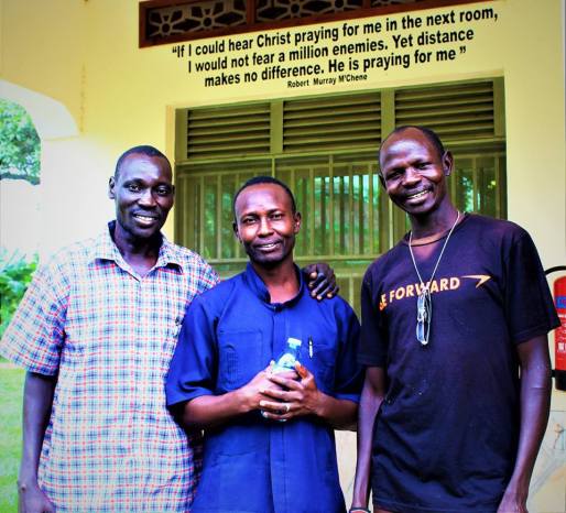 37571964_10216525289985935_764201104320757760_n